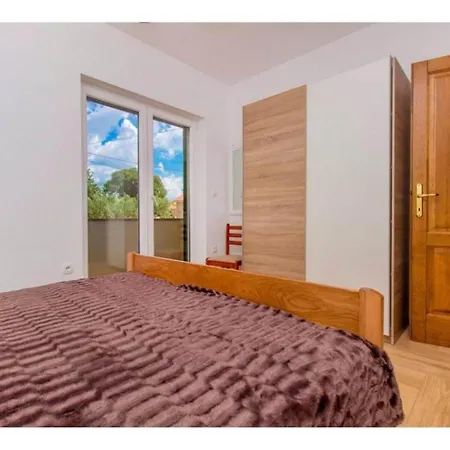 Four Bedroom With The Pool Dom wakacyjny Bristane