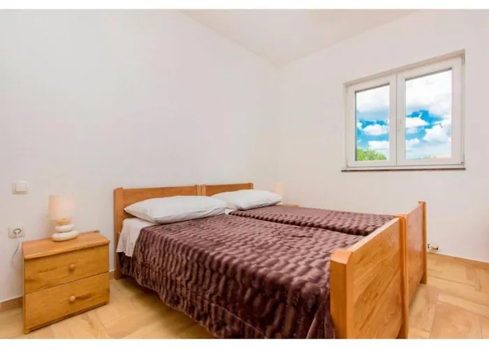 Four Bedroom With The Pool *